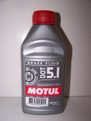 Motul DOT 5.1 Brake Fluid