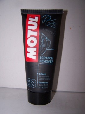 Motul E8 Scratch Remover