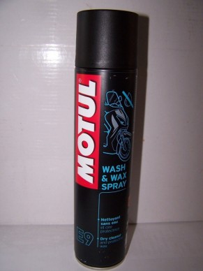 Motul E9 Wash and Wax spray